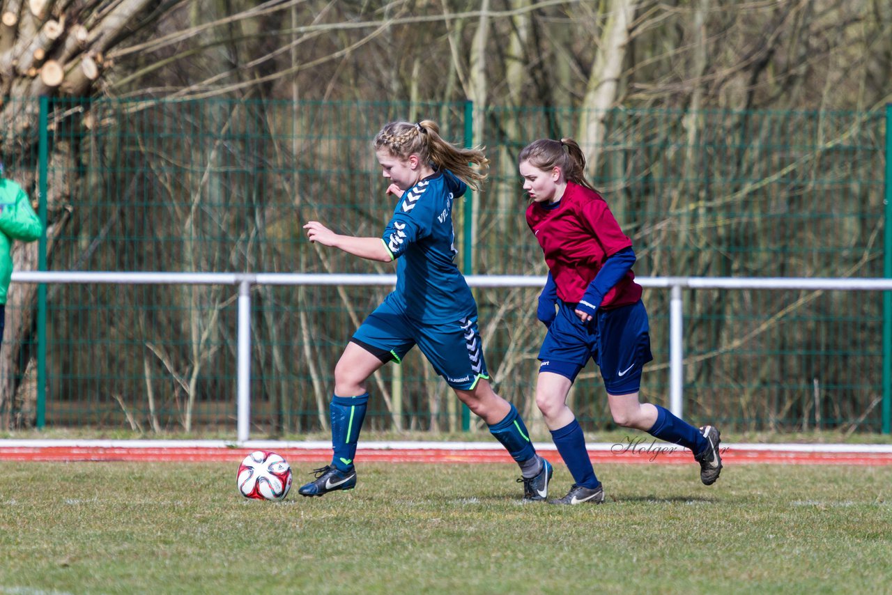 Bild 198 - B-Juniorinnen VfL Oldesloe - Krummesser SV _ Ergebnis: 4:0